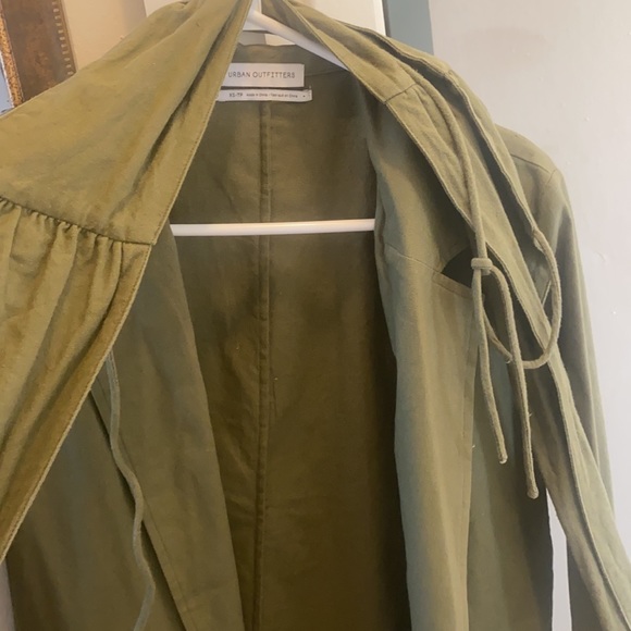 Urban Outfitters army green linen blazer with bralette top - Picture 4 of 5